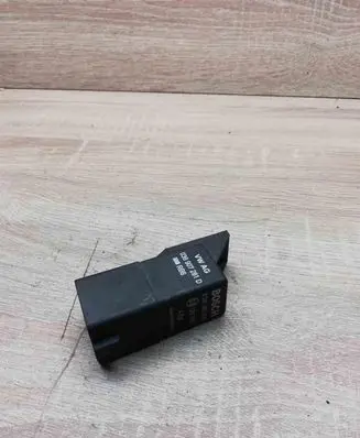Audi A3 S3 8L Other relay 038907281D 0281003038