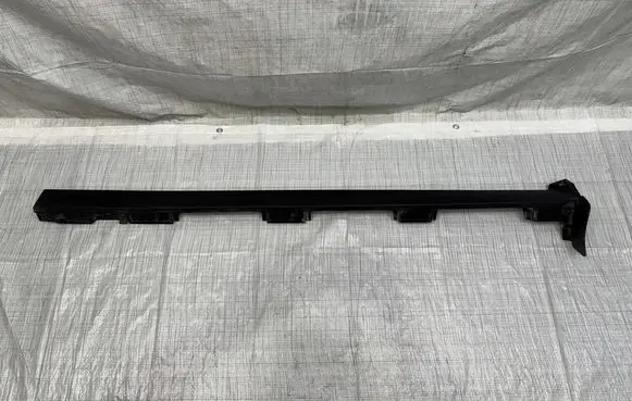 Jaguar F-Pace Front sill (body part) 