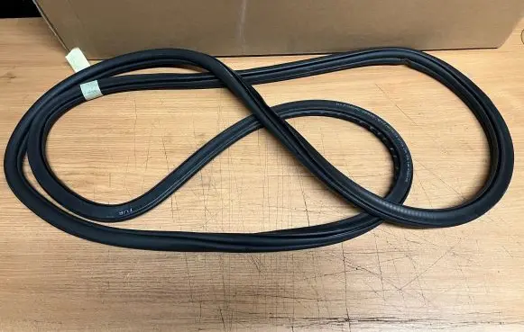 Volkswagen Golf Sportsvan Front door rubber seal 510867912D
