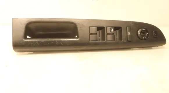KIA Venga Electric window control switch 935701P420