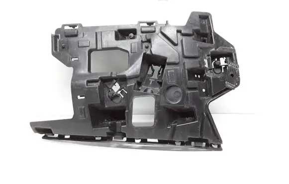 Volvo V40 Front bumper mounting bracket 31425002