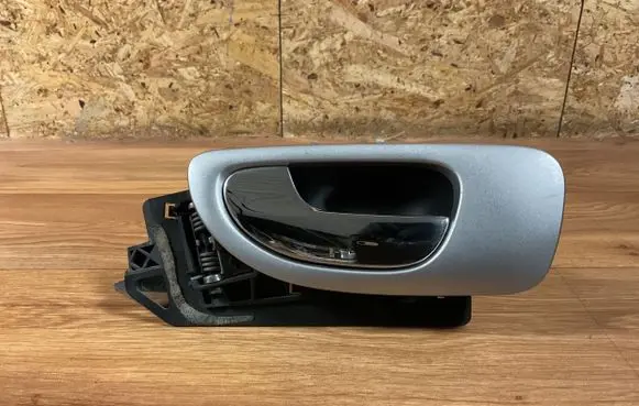 Peugeot 307 CC Front door interior handle 9643604577