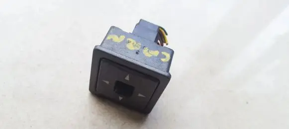 KIA Carnival Wing mirror switch