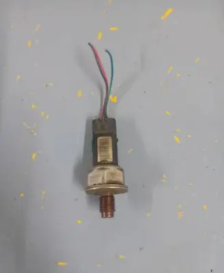 Nissan Note (E11) Fuel pressure sensor 93077511A