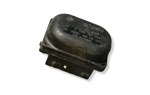 Audi A6 S6 C4 4A Air pressure sensor 853919562 0280101001