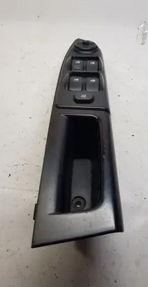 Hyundai Getz Electric window control switch 935701C110