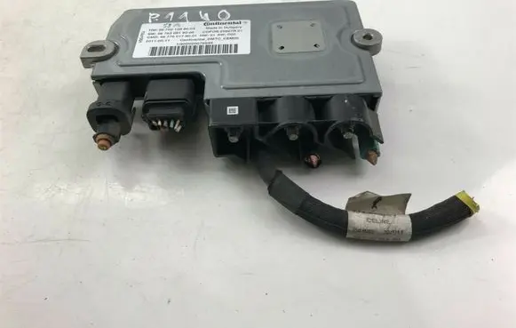 Peugeot 208 Other control units/modules 9675015880 P1140