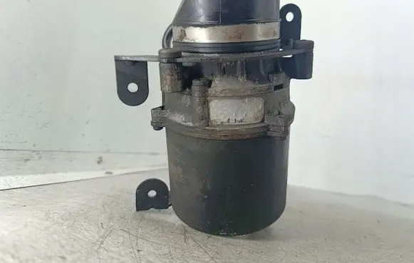 Mini One - Cooper R50 - 53 Power steering pump