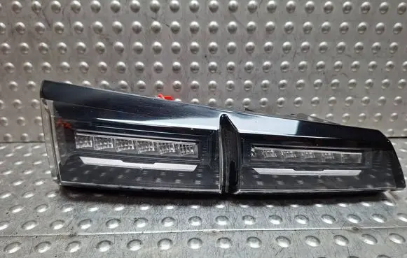 Peugeot 308 Rear/tail lights S26312628 9836300680