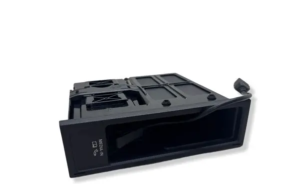 Volkswagen Tiguan Head unit multimedia control 5N0035341H