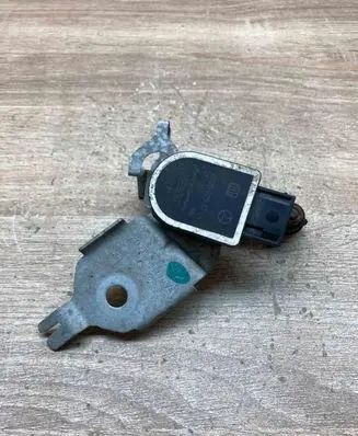 Mercedes-Benz E W213 Headlight/headlamp level sensor A0009053704