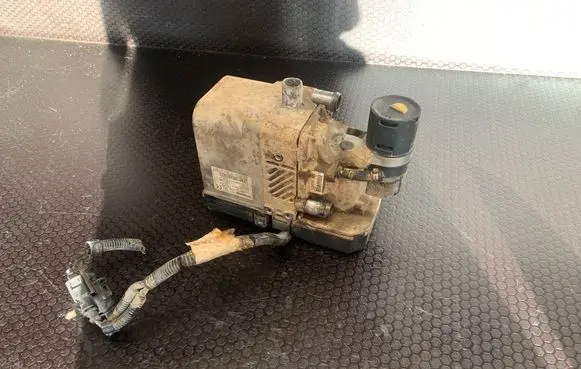 Volkswagen Multivan T5 Auxiliary pre-heater (Webasto) 7H0815071B 9004909E 98149D