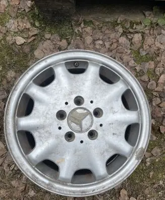 Mercedes-Benz E W210 R15 alloy rim 2104010102