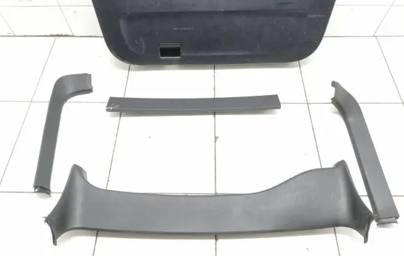 Toyota Prius (XW20) Tailgate/boot cover trim set 6775047030 6775147020 6479047010