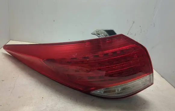 Hyundai i40 Rear/tail lights 924013Z0