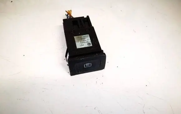 Volkswagen Golf IV Windscreen/window heater switch 1j0959621c