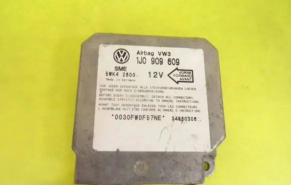 Volkswagen New Beetle Airbag control unit/module 1J0909609