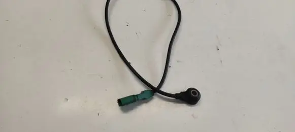 Volkswagen PASSAT B5.5 Detonation knock sensor 71073A