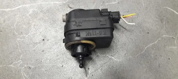 Peugeot 806 Headlight level adjustment motor 