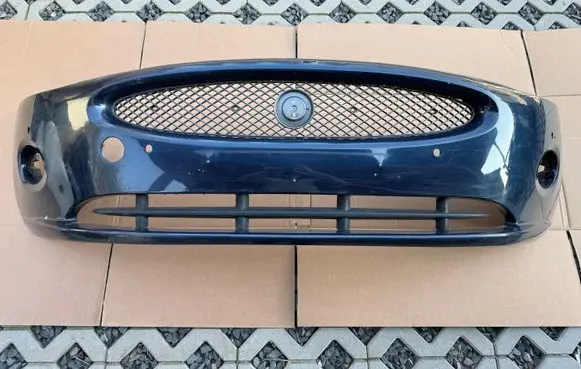 Jaguar XK - XKR Front bumper G06W8317C831