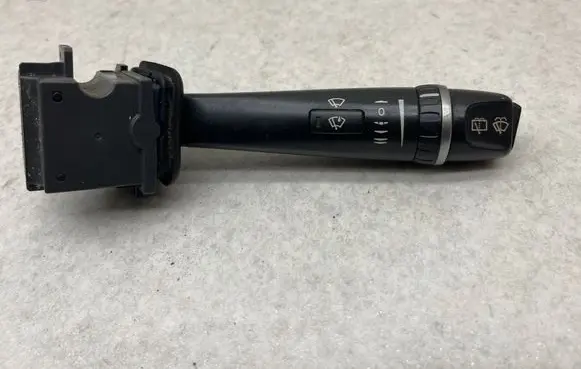 Volvo XC70 Wiper control stalk 30739218 06W10D
