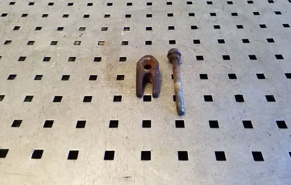 Peugeot Boxer Fuel Injector clamp holder