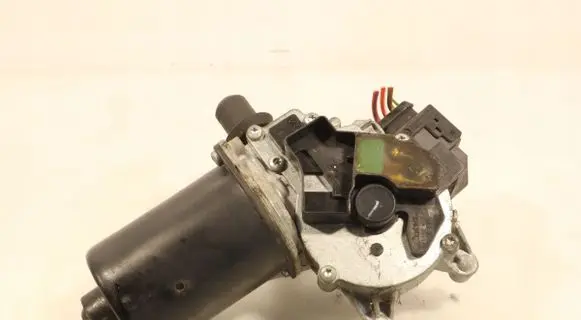 Mercedes-Benz B W245 Wiper motor A1698200300