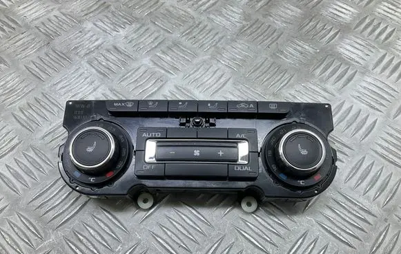 Skoda Yeti (5L) Climate control unit 3T0907044CE