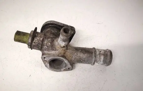 Skoda Octavia Mk1 (1U) Engine coolant pipe/hose 038121133A