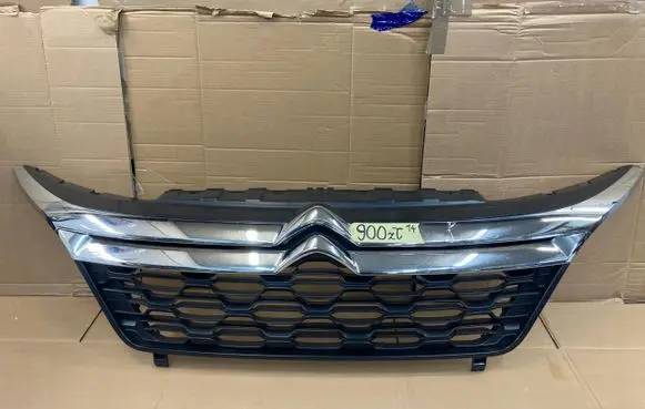 Citroen C3 Front bumper upper radiator grill 1315804070