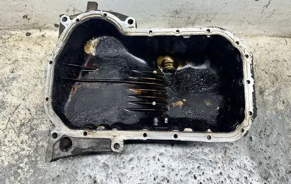 Audi A4 S4 B5 8D Oil sump 058103603A