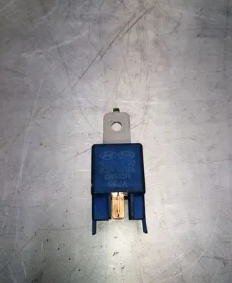 KIA Carens II Other relay 952301D100