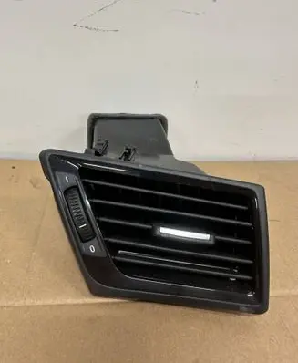 BMW X1 E84 Dashboard side air vent grill/cover trim 9258363