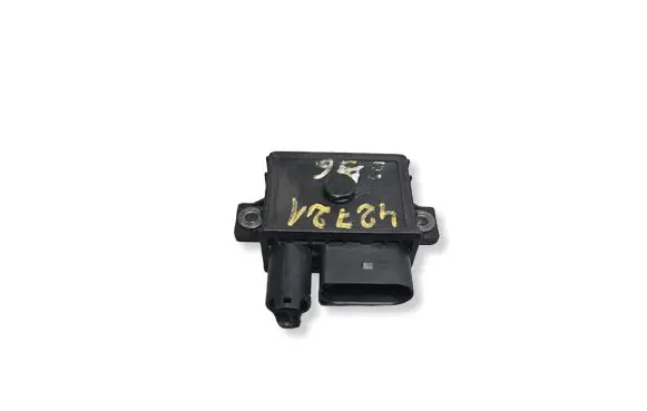 BMW 3 E46 Glow plug pre-heat relay 12217801200