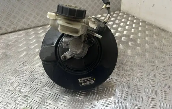 Ford Focus Brake booster BV612B195AH