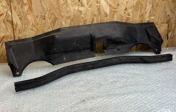 BMW 5 E39 Other engine bay part 8158237 51718158237