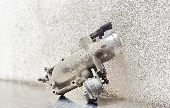 Opel Zafira A Throttle valve 08226804 0281002437