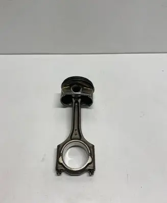 Volvo XC60 Piston with connecting rod 30750711 30750712