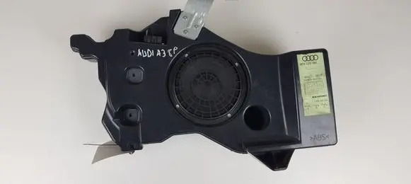 Audi A3 S3 8P Subwoofer speaker 8P4035382 7606500230