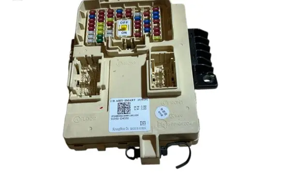 KIA Optima Fuse module 91950D4330