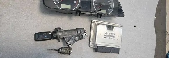 Volkswagen PASSAT B5.5 Engine control unit/module 038906019GQ 0281010941 3B0920847E