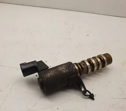 Nissan Juke I F15 Camshaft vanos timing valve 