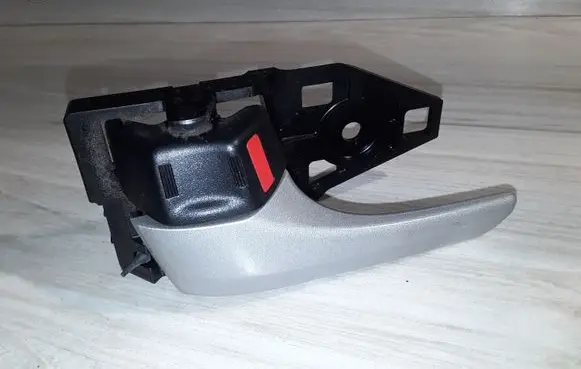 Toyota Prius (XW30) Rear door interior handle