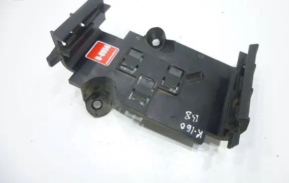 Volkswagen PASSAT B8 Other engine bay part 5Q0906507