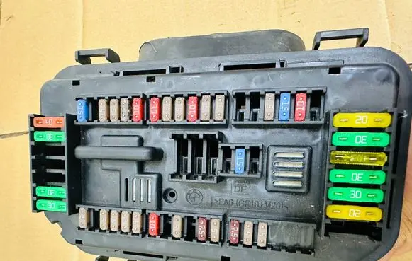 BMW 1 F20 F21 Fuse box set 9224872 10688710