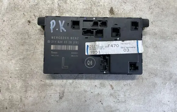 Mercedes-Benz E W211 Door control unit/module 2118200326 356801