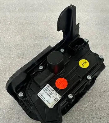 Audi Q7 4M Front door lock 4MN837016