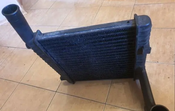 Volvo 440 Intercooler air channel guide 446714 8936