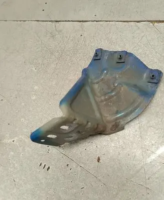 Opel Mokka X Fender mounting bracket 