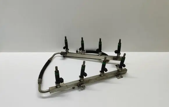 BMW 5 E60 E61 Fuel injectors set 7525721